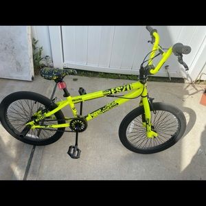 Boys kent 20’ bmx bike pick up only